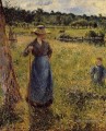 la faneuse 1884 Camille Pissarro